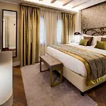 Bw Premier Collection Chc Continental Hotel 4*