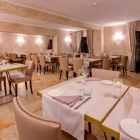 Bw Premier Collection Chc Continental Otel