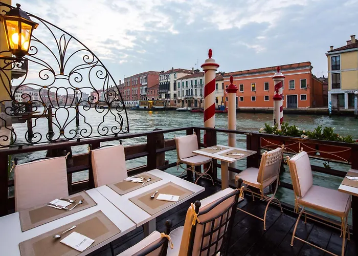 Bw Premier Collection Chc Continental Hotel